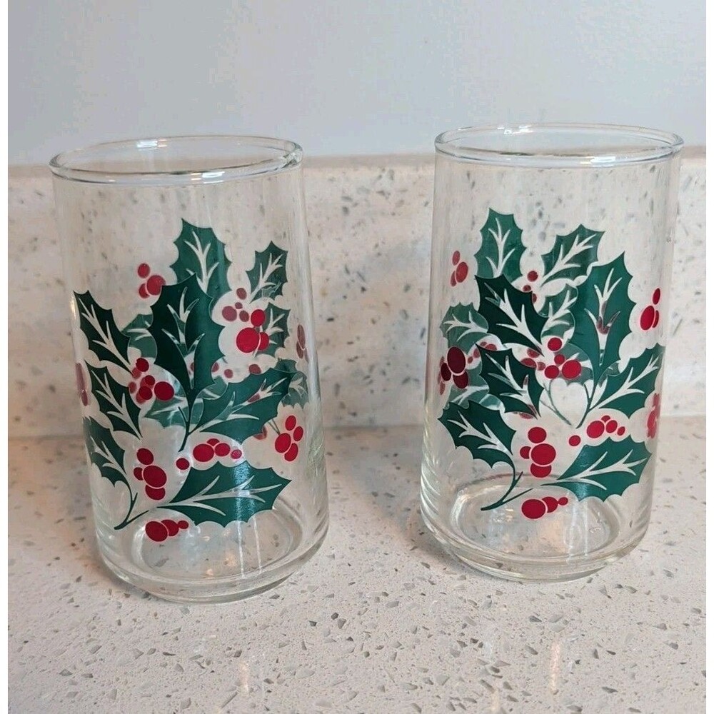 Vtg Indiana Glass Holly & Berries 10 Oz Tumbler Christmas Winter Set Of 2